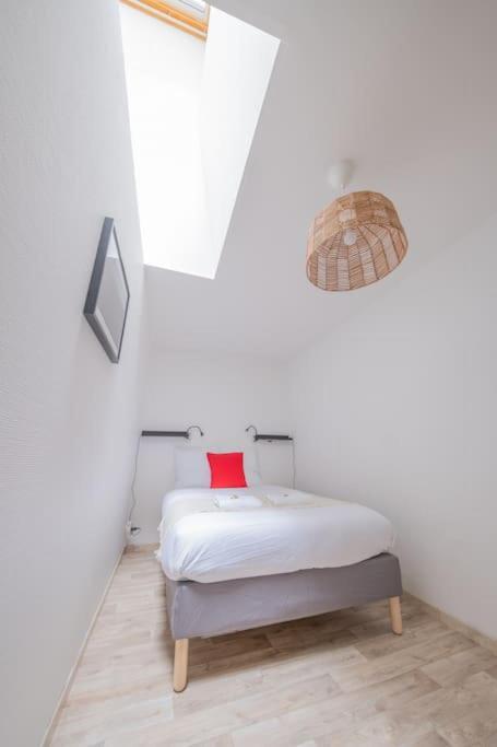 Appartement L'Ange Au Sourire à Reims Extérieur photo